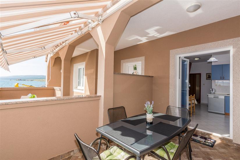 Apartment A2, for 4 persons