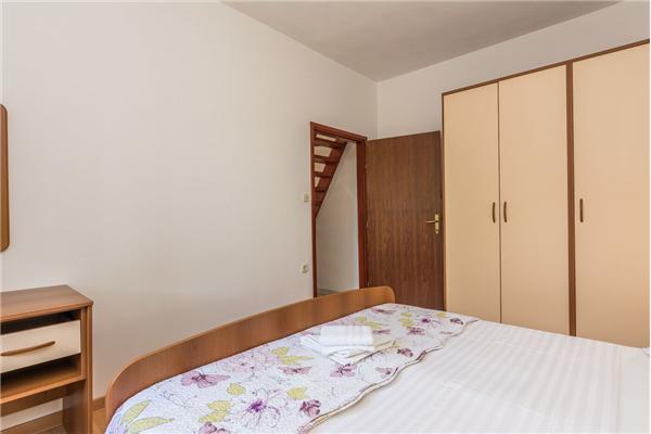 Apartment A2, for 4 persons