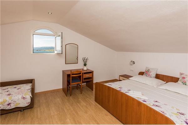 Apartment A2, for 4 persons