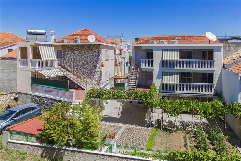 Apartments Konta Vodice City center