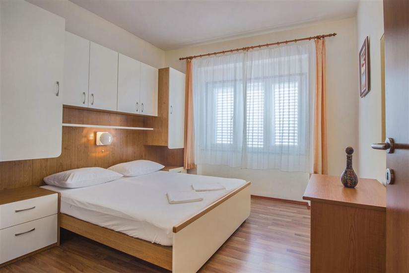 Apartment A4, for 4 persons