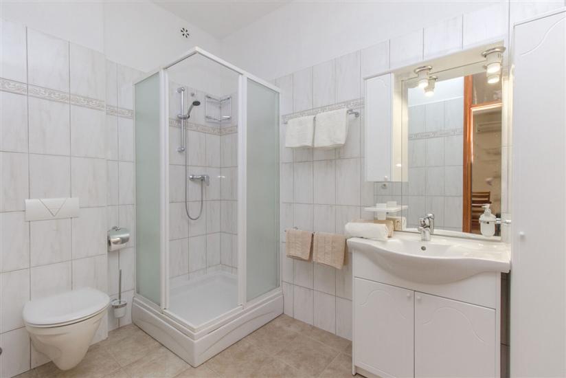 Apartment A4, for 4 persons