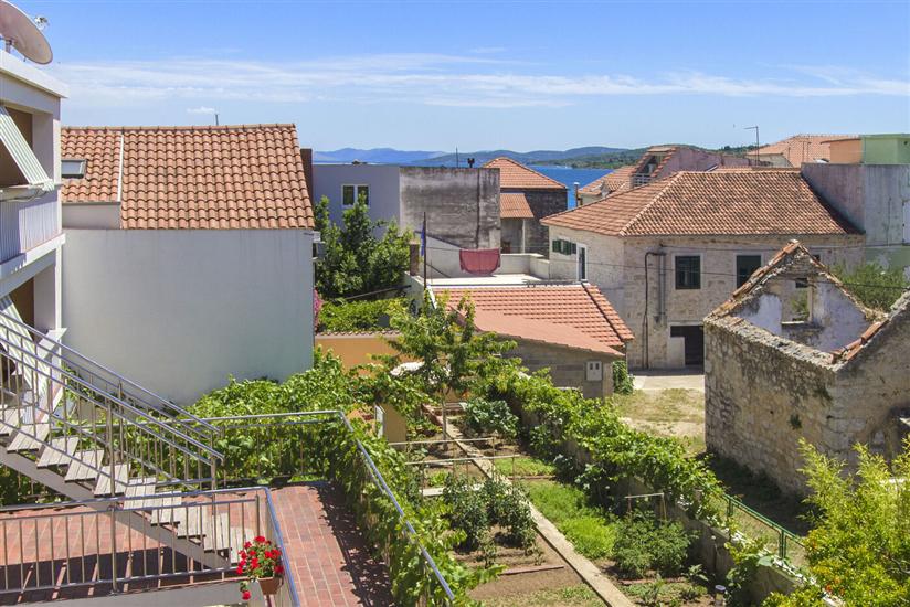 Apartment A4, for 4 persons