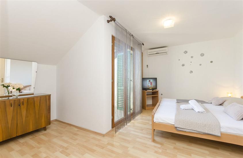 Apartment A2, for 3 persons