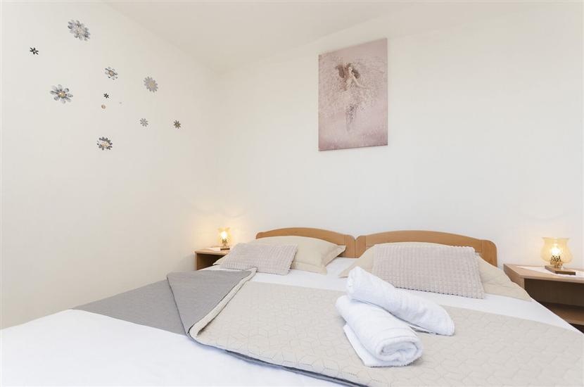 Apartment A2, for 3 persons