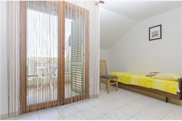 Apartment A2, for 3 persons