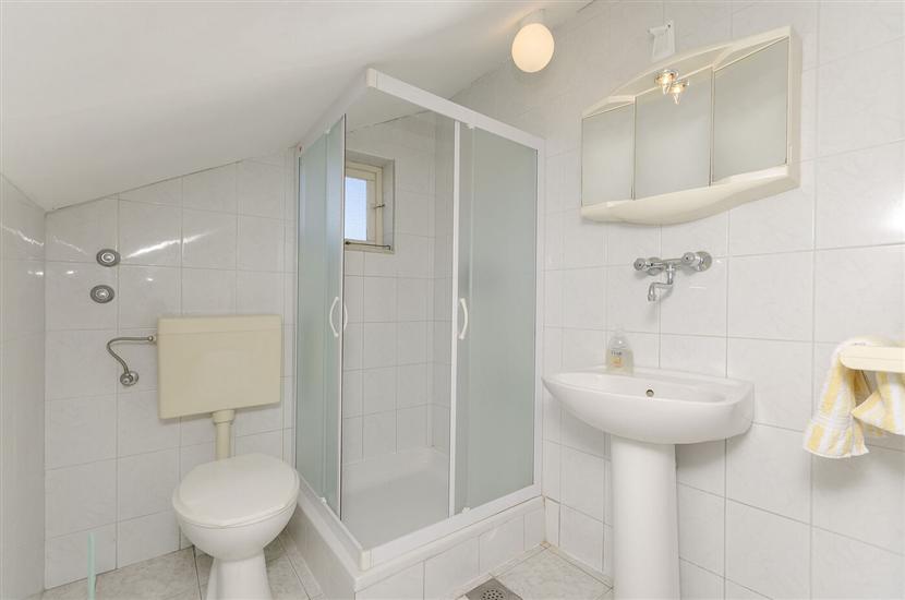 Apartment A2, for 3 persons