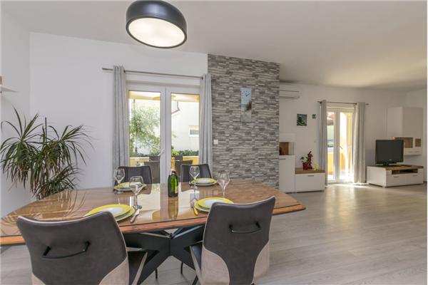 Apartment A1, for 6 persons