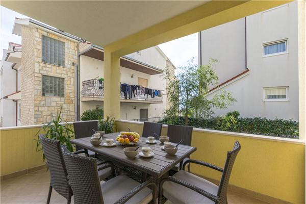 Apartment A1, for 6 persons