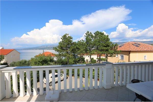 Apartment A1, for 5 persons