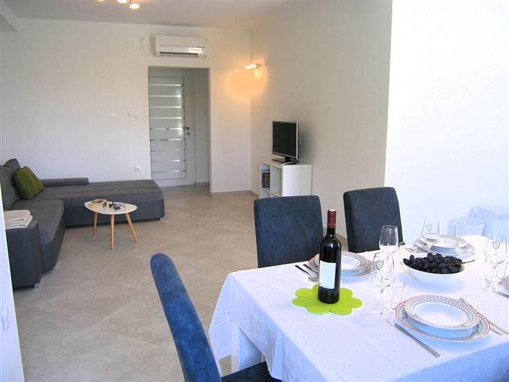 Apartment A2, for 4 persons