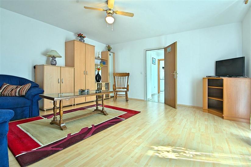 House A1, for 7 persons