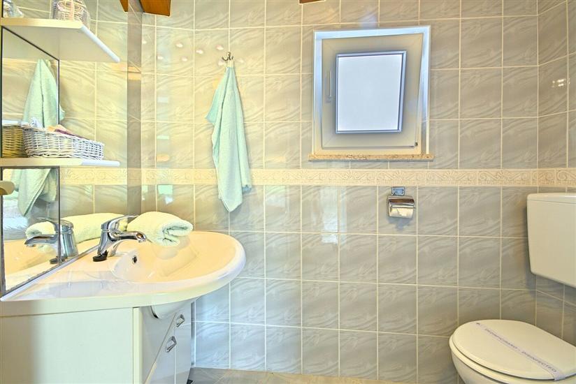 House A1, for 7 persons