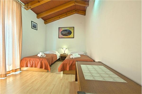 House A1, for 7 persons