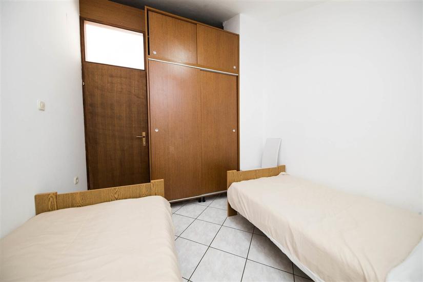 Apartment A4, for 4 persons