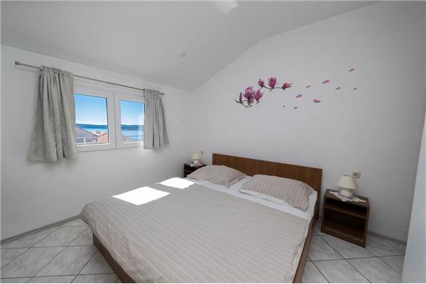 Apartment A4, for 4 persons