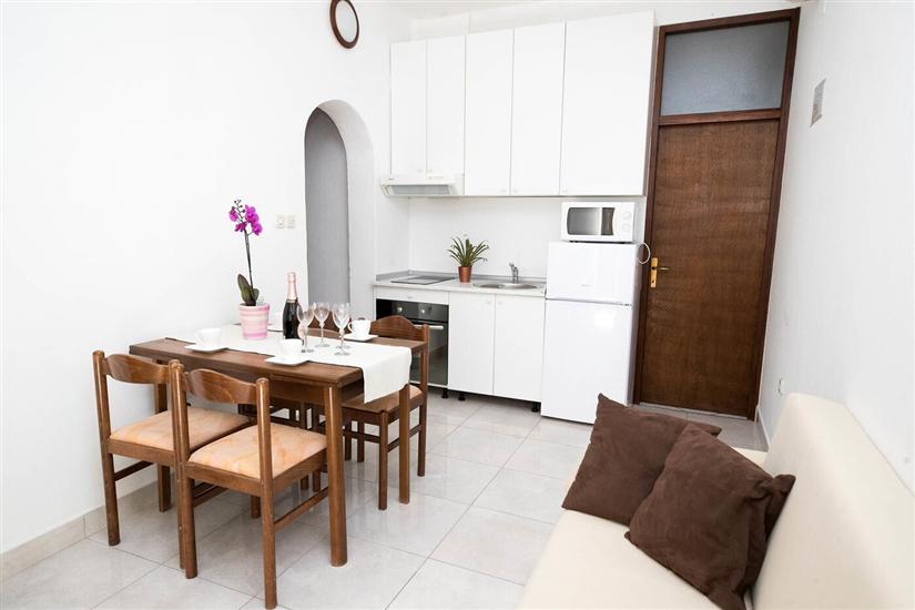 Apartment A4, for 4 persons