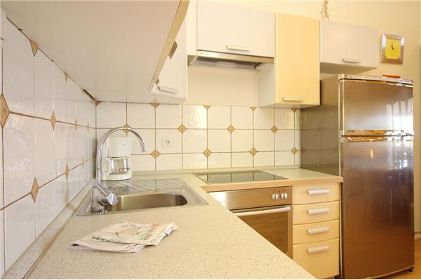 Apartment A12, for 5 persons