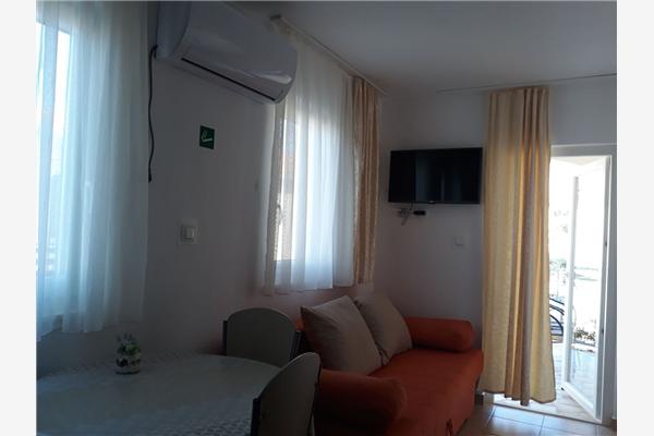 Apartment A2, for 3 persons