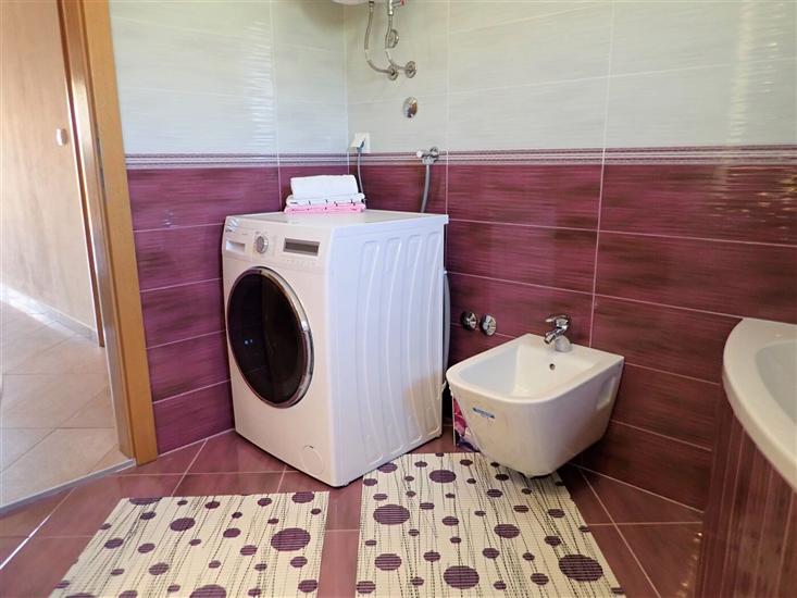 Apartment A1, for 6 persons