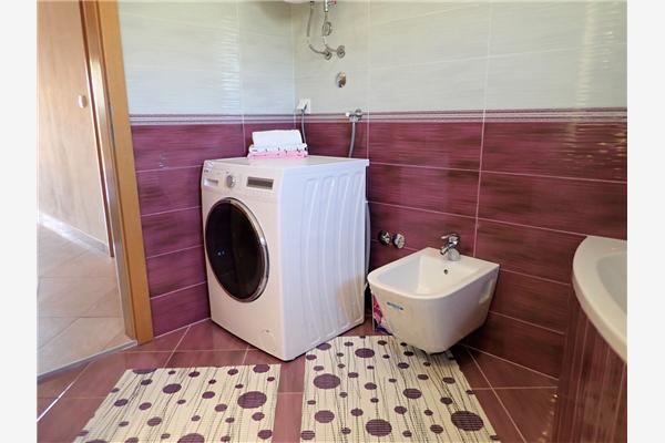 Apartment A1, for 6 persons