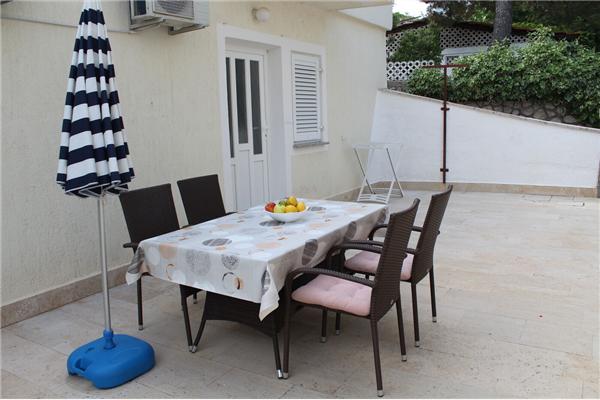 Apartment A1, for 3 persons