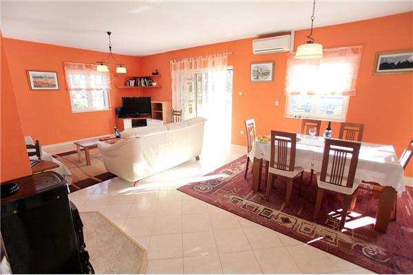 Apartment A1, for 8 persons