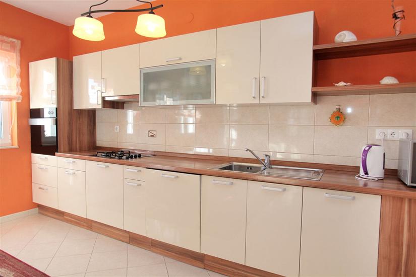Apartment A1, for 8 persons