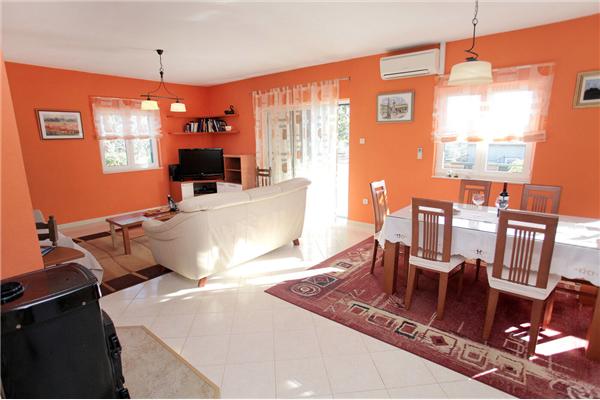 Apartment A1, for 8 persons