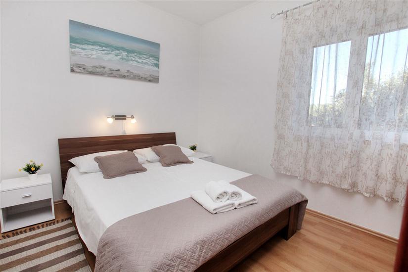 Apartment A1, for 8 persons