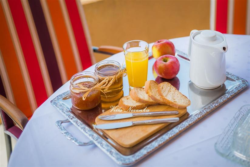 Apartment A1, for 6 persons