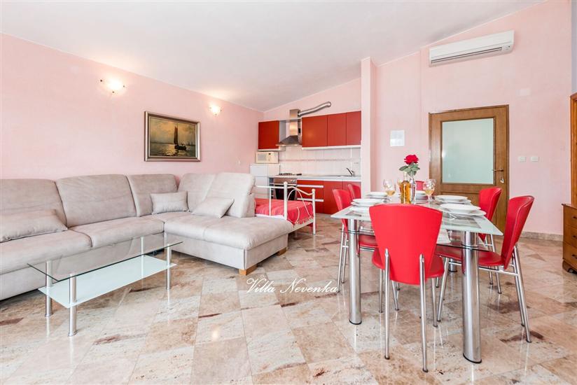 Apartment A1, for 6 persons