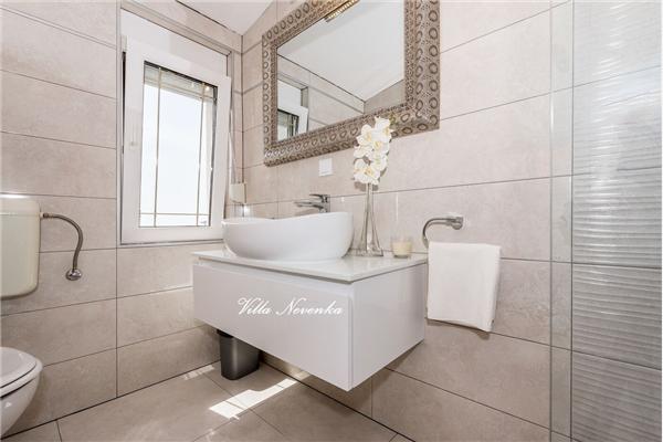 Apartment A1, for 6 persons