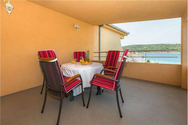 Apartment A2, for 5 persons