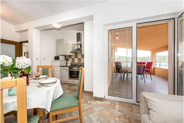 Apartment A2, for 5 persons