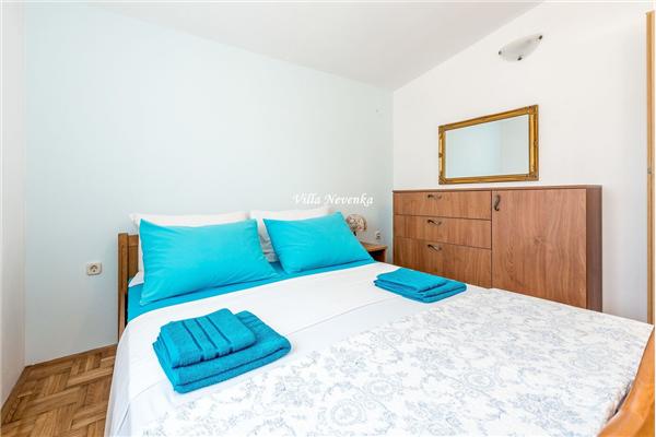 Apartment A2, for 5 persons