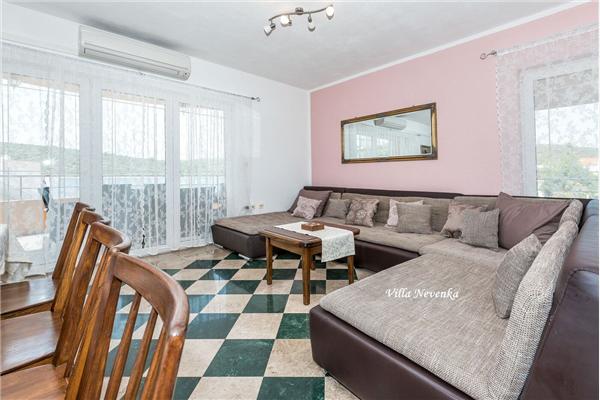 Apartment A3, for 10 persons