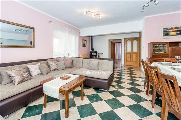 Apartment A3, for 10 persons