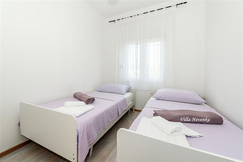 Apartment A3, for 10 persons