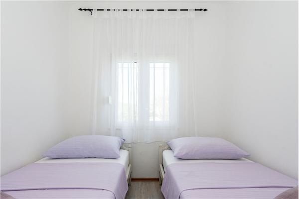 Apartment A3, for 10 persons