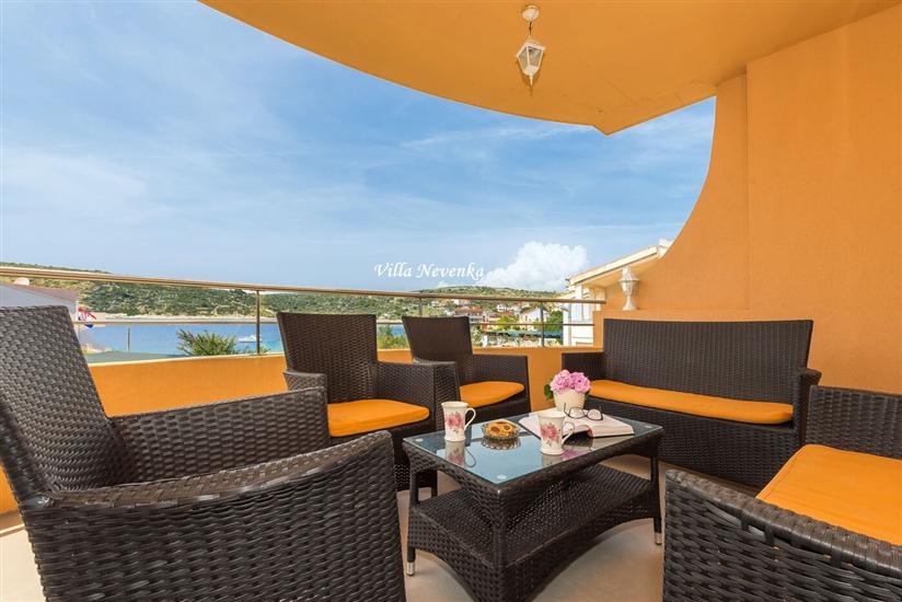 Apartment A3, for 10 persons