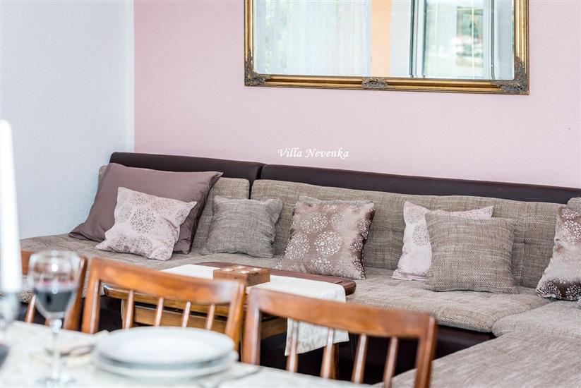 Apartment A3, for 10 persons