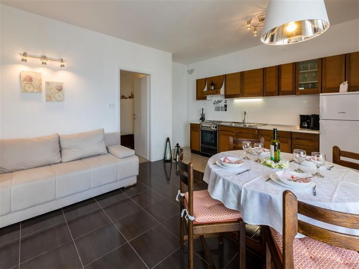 Apartment A2, for 4 persons