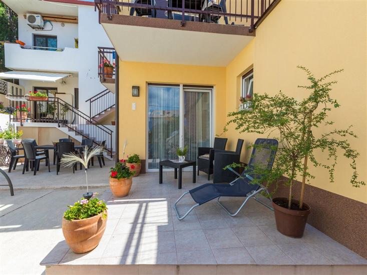 Apartment A2, for 4 persons