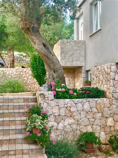 Room S1, for 2 persons