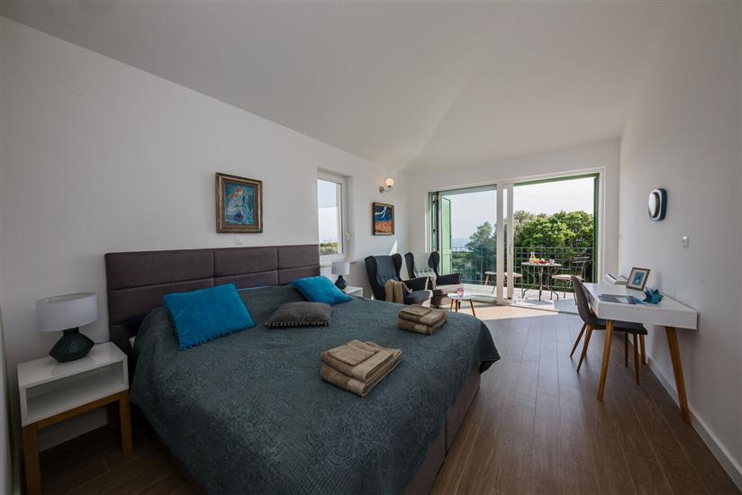 House K1, for 10 persons