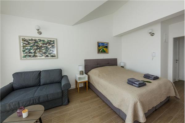 House K1, for 10 persons