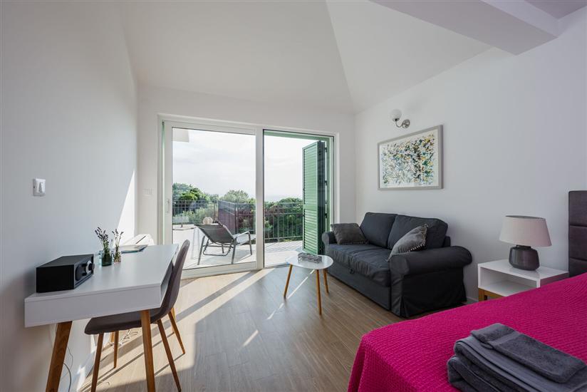 House K1, for 10 persons