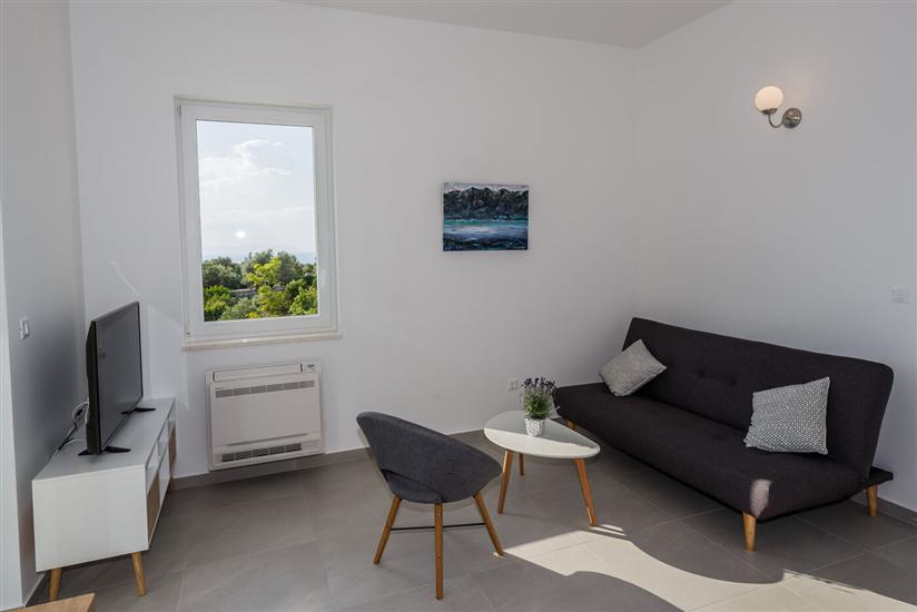 House K1, for 10 persons