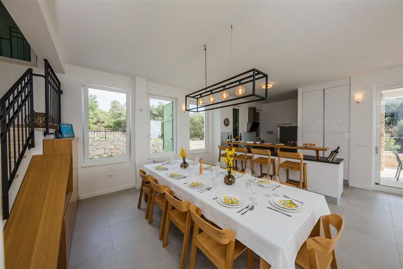 House K1, for 10 persons